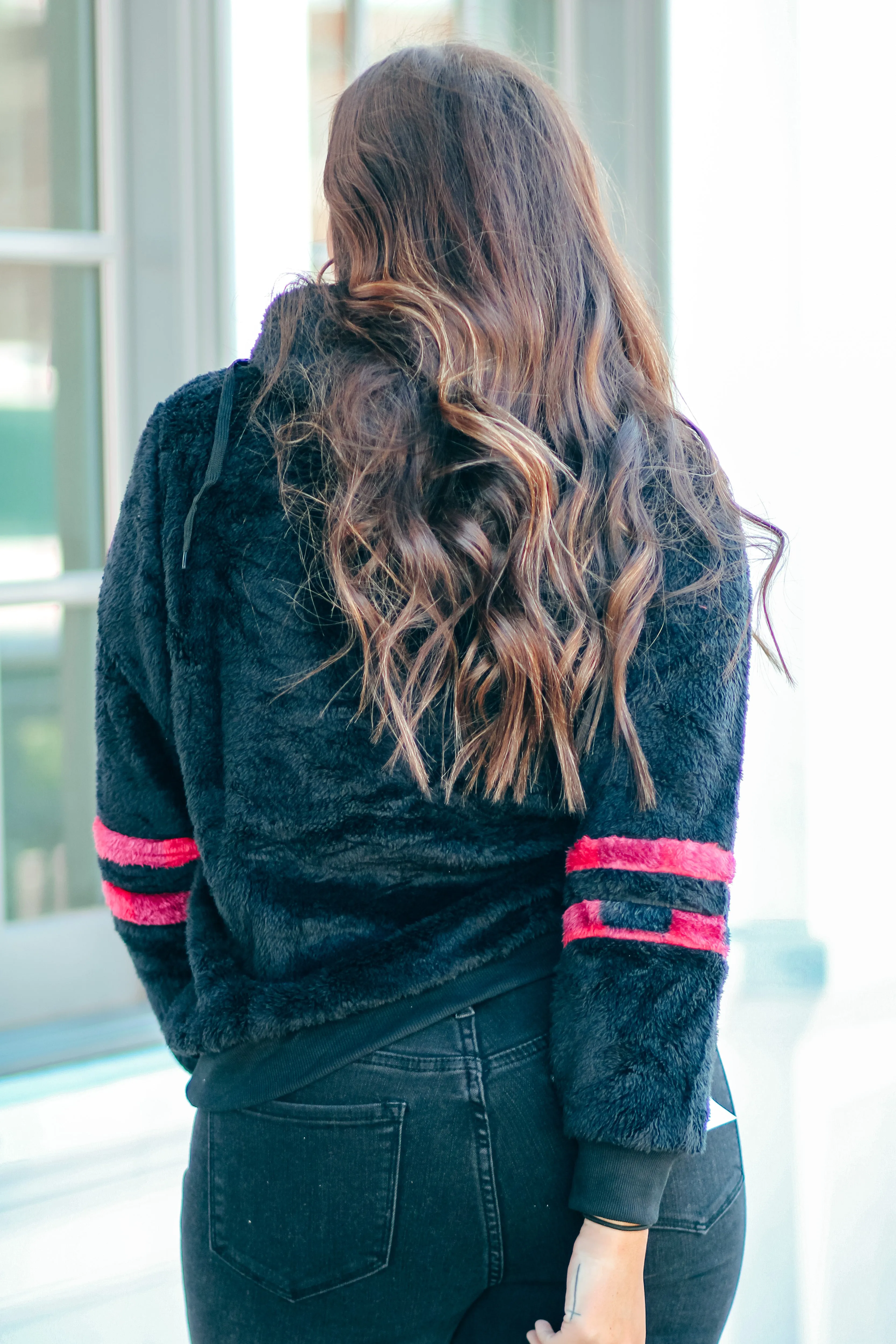 Black & Red Buffalo Plaid Contrast Sherpa Hoodie