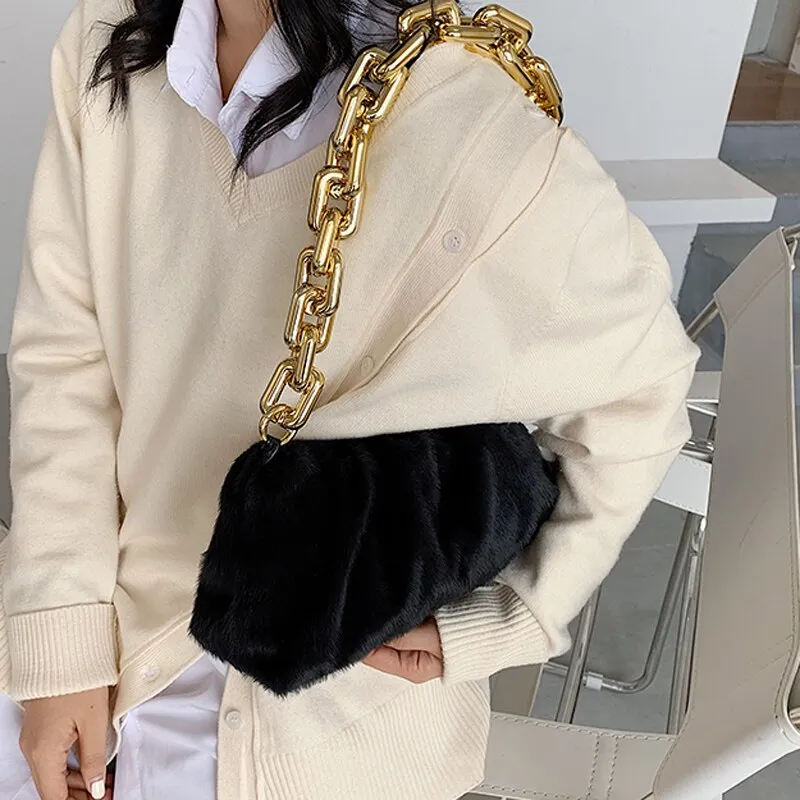 Christmas Gift DORANMI Big Chain Flap Bags For Women 2022 Soft Fur Shoulder Bags Female Square Handbag Winter Shoulder Flap Bolsos Mujer BG927