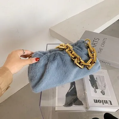 Christmas Gift DORANMI Big Chain Flap Bags For Women 2022 Soft Fur Shoulder Bags Female Square Handbag Winter Shoulder Flap Bolsos Mujer BG927