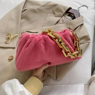 Christmas Gift DORANMI Big Chain Flap Bags For Women 2022 Soft Fur Shoulder Bags Female Square Handbag Winter Shoulder Flap Bolsos Mujer BG927