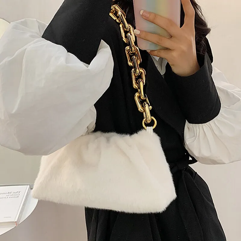 Christmas Gift DORANMI Big Chain Flap Bags For Women 2022 Soft Fur Shoulder Bags Female Square Handbag Winter Shoulder Flap Bolsos Mujer BG927