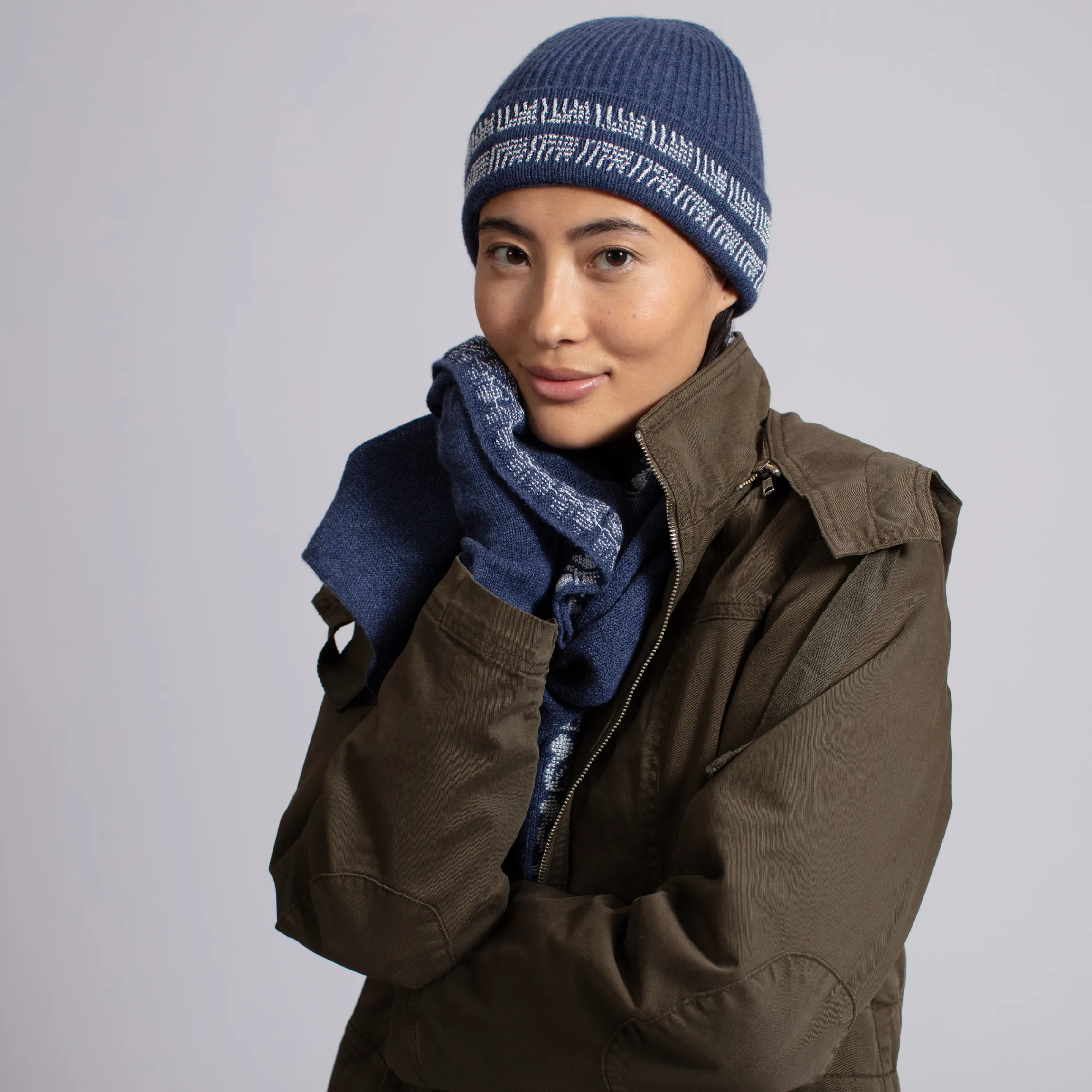 NOTTE BLUE CASHMERE MITTENS