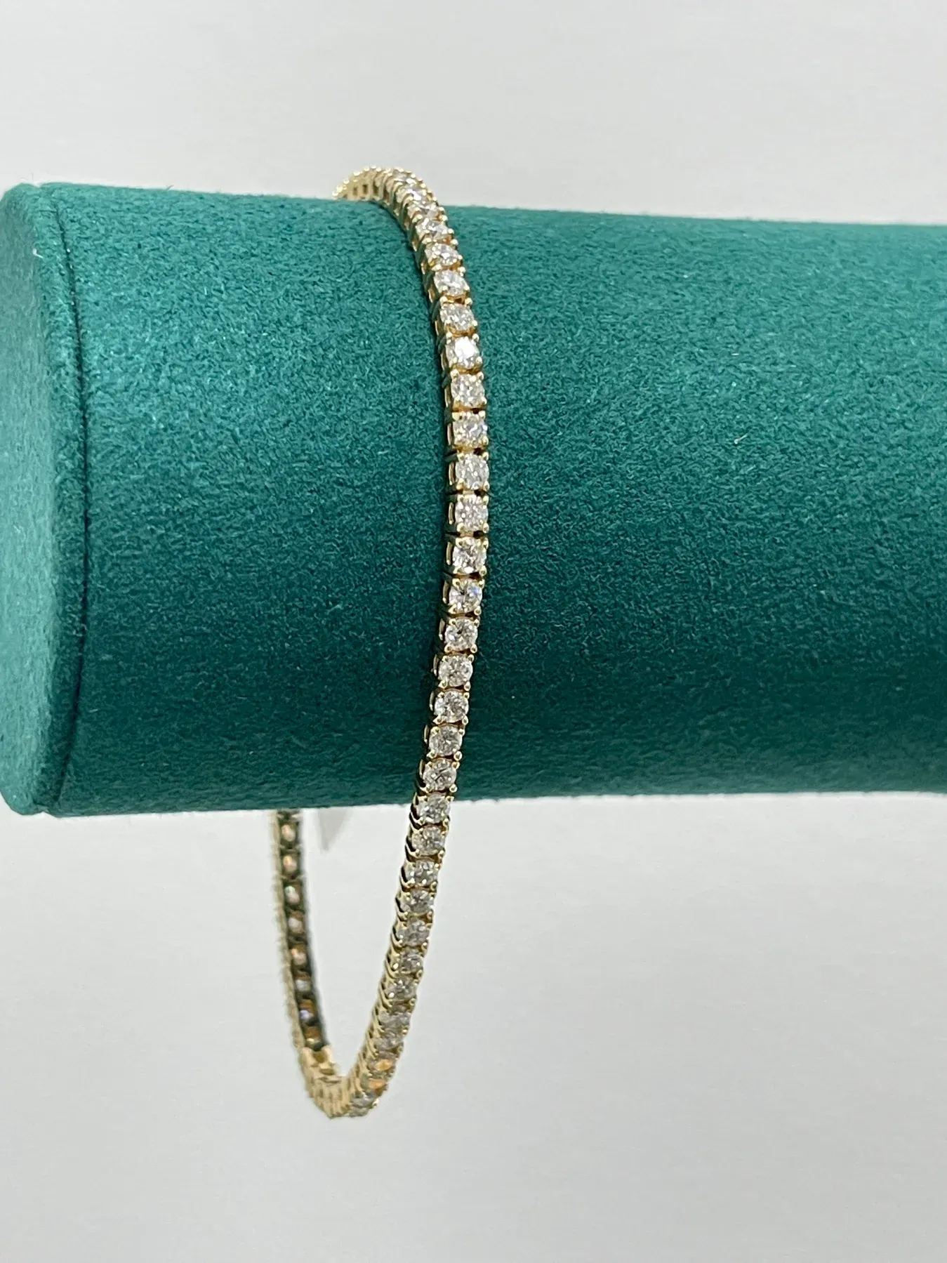 Radiant Round Cut Diamond 14K Gold Tennis Bracelet