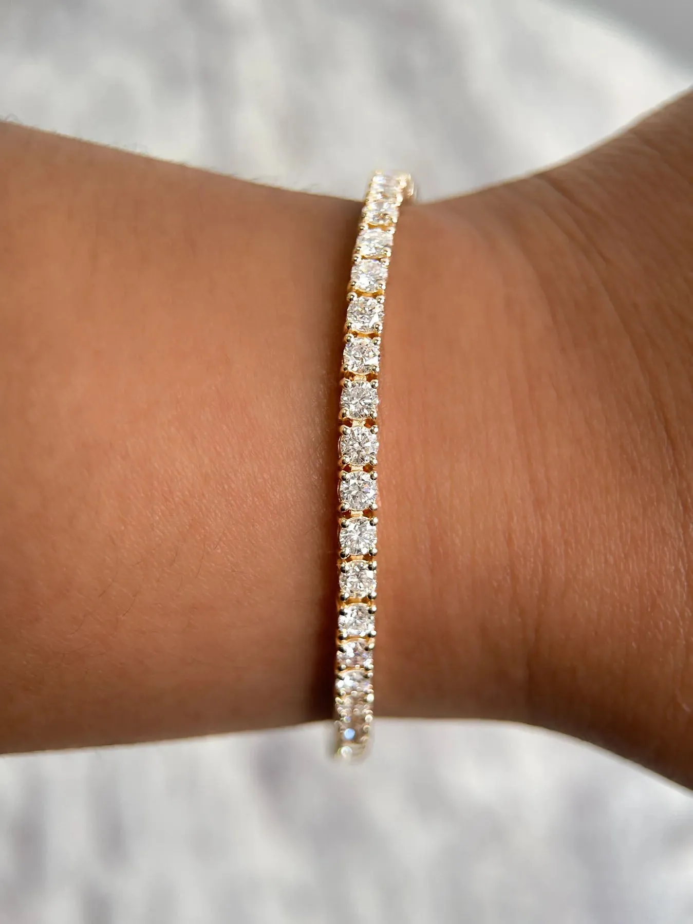 Radiant Round Cut Diamond 14K Gold Tennis Bracelet