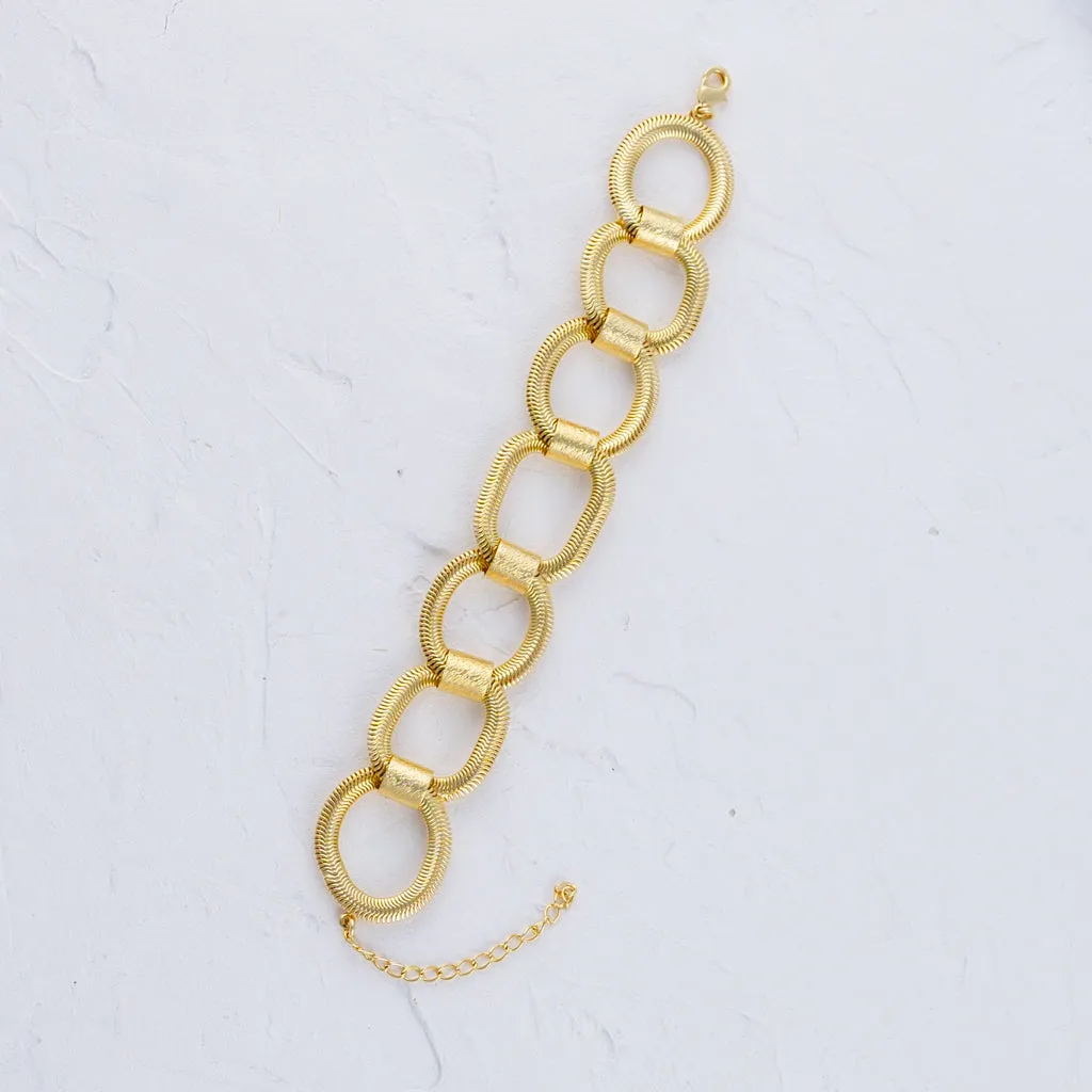 Snake Chain Circle Bracelet