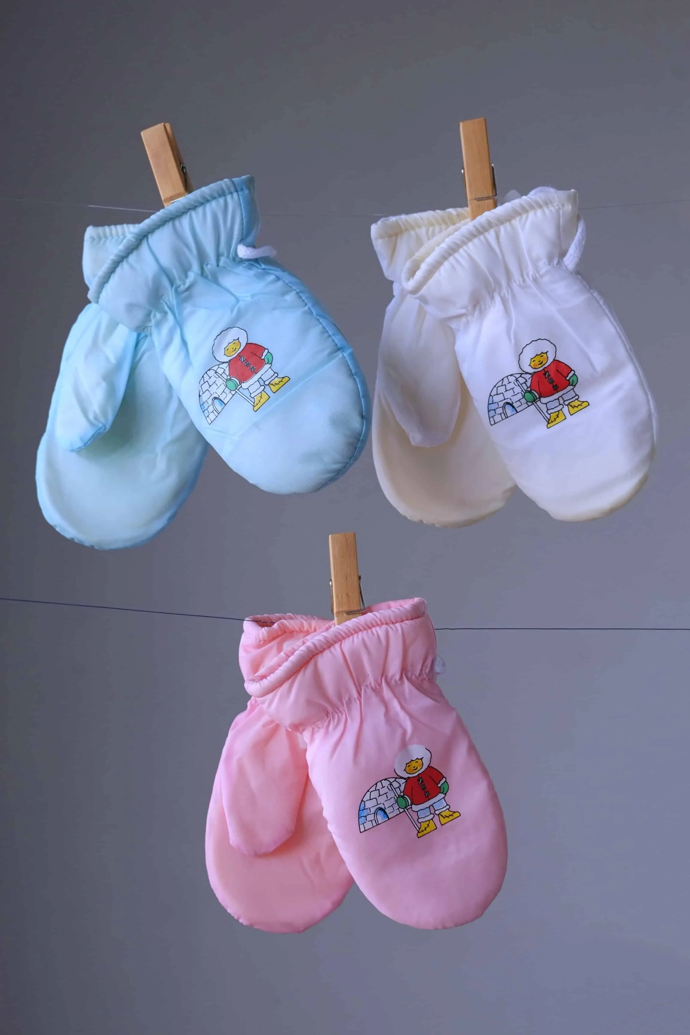 SNOW Mittens Babies & Toddlers