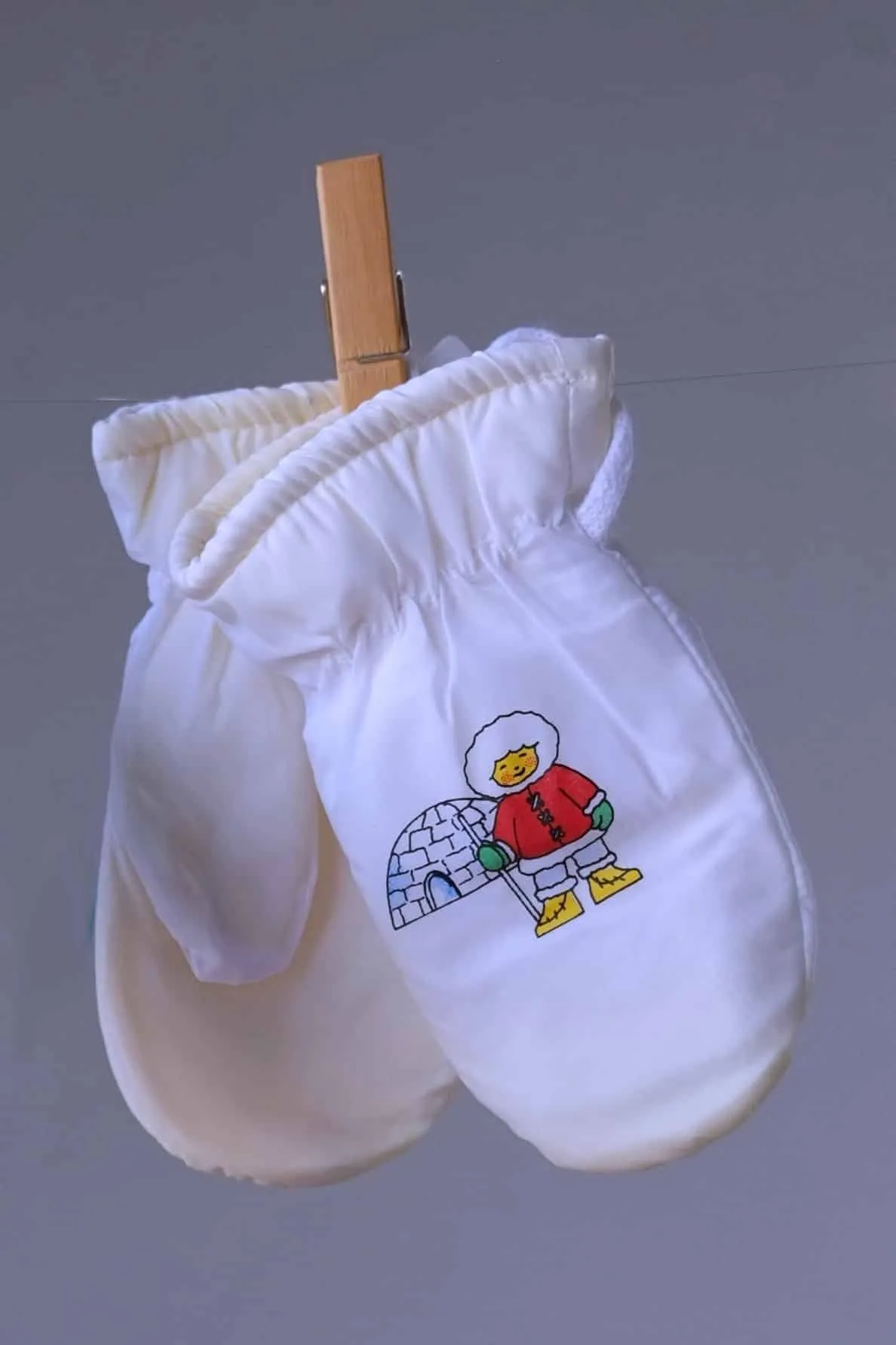 SNOW Mittens Babies & Toddlers